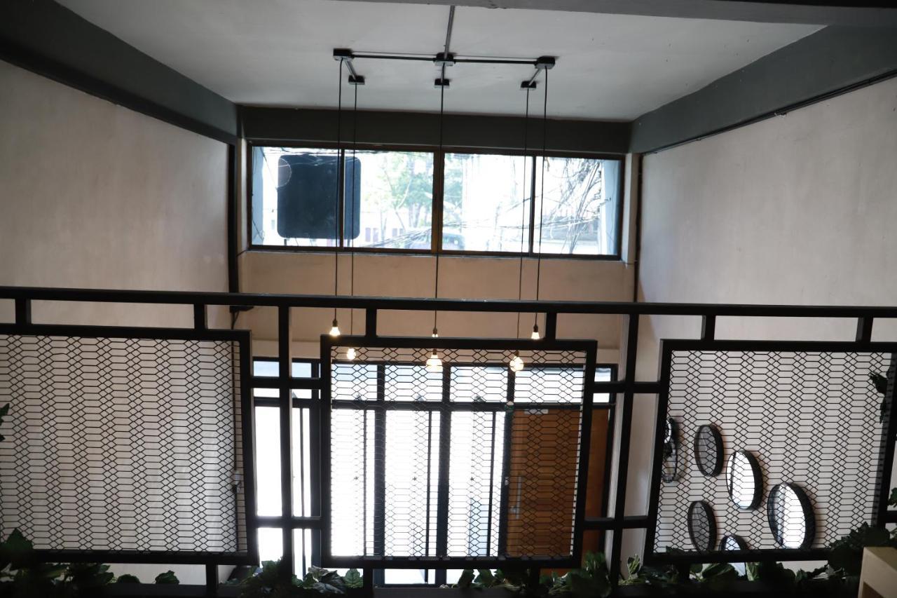 The Cube Hostel Khaosan Банкок Екстериор снимка