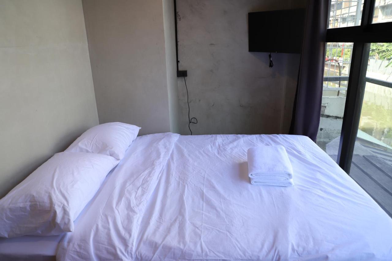 The Cube Hostel Khaosan Банкок Екстериор снимка