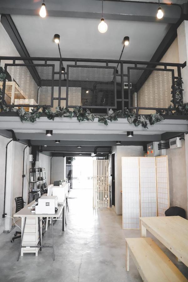 The Cube Hostel Khaosan Банкок Екстериор снимка